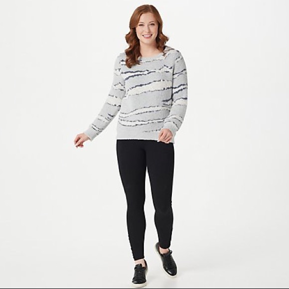 Barefoot Dreams CozyChic Seaside Crewneck Pullover (3X) - Picture 2 of 9